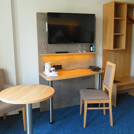 Hotel Am Sonnenhang Kassel Eksteriør billede