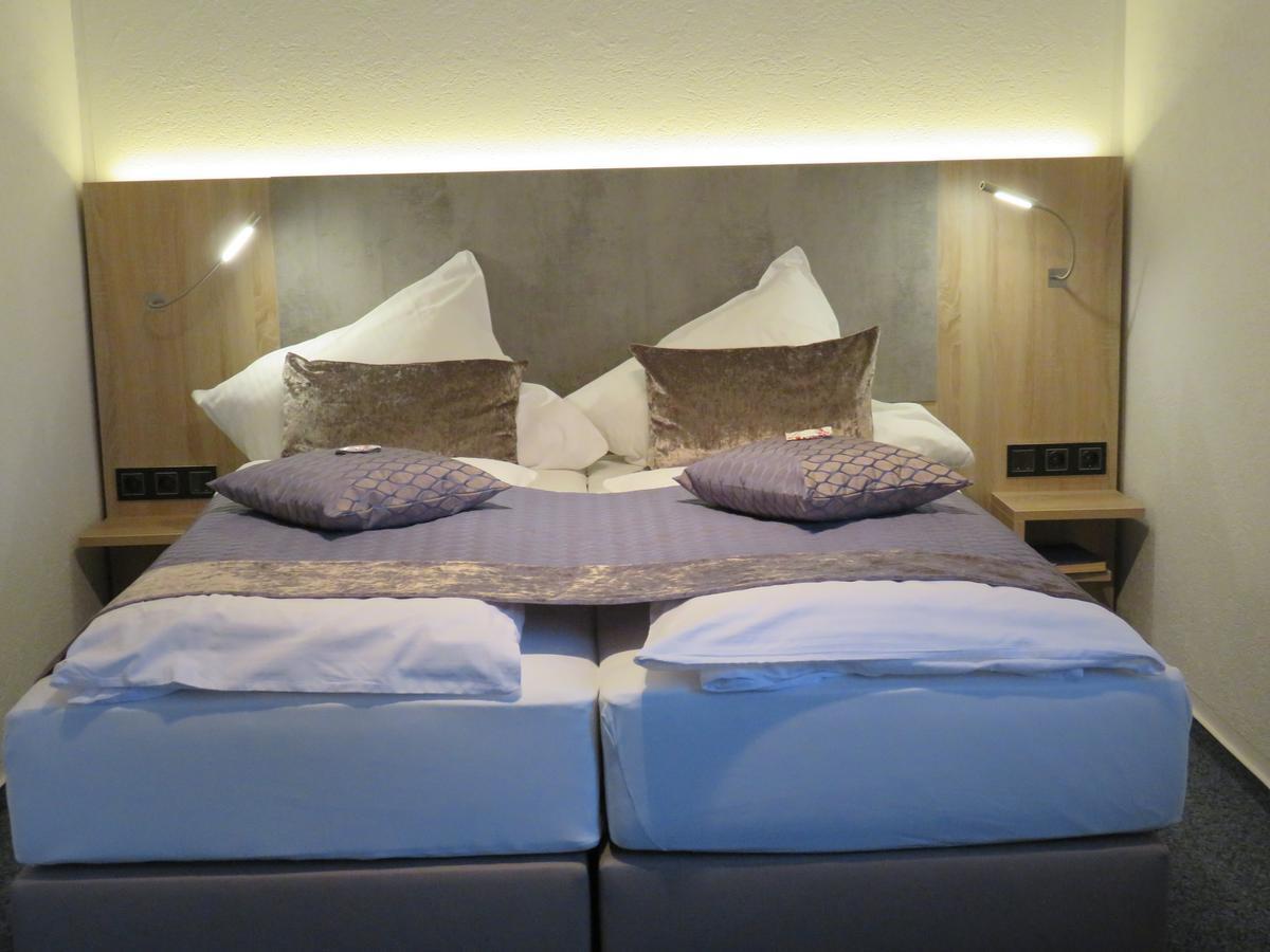 Hotel Am Sonnenhang Kassel Eksteriør billede