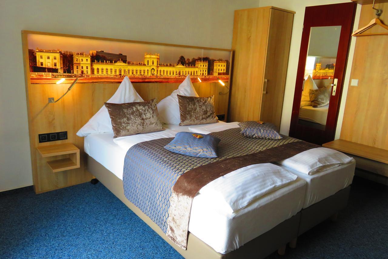 Hotel Am Sonnenhang Kassel Eksteriør billede